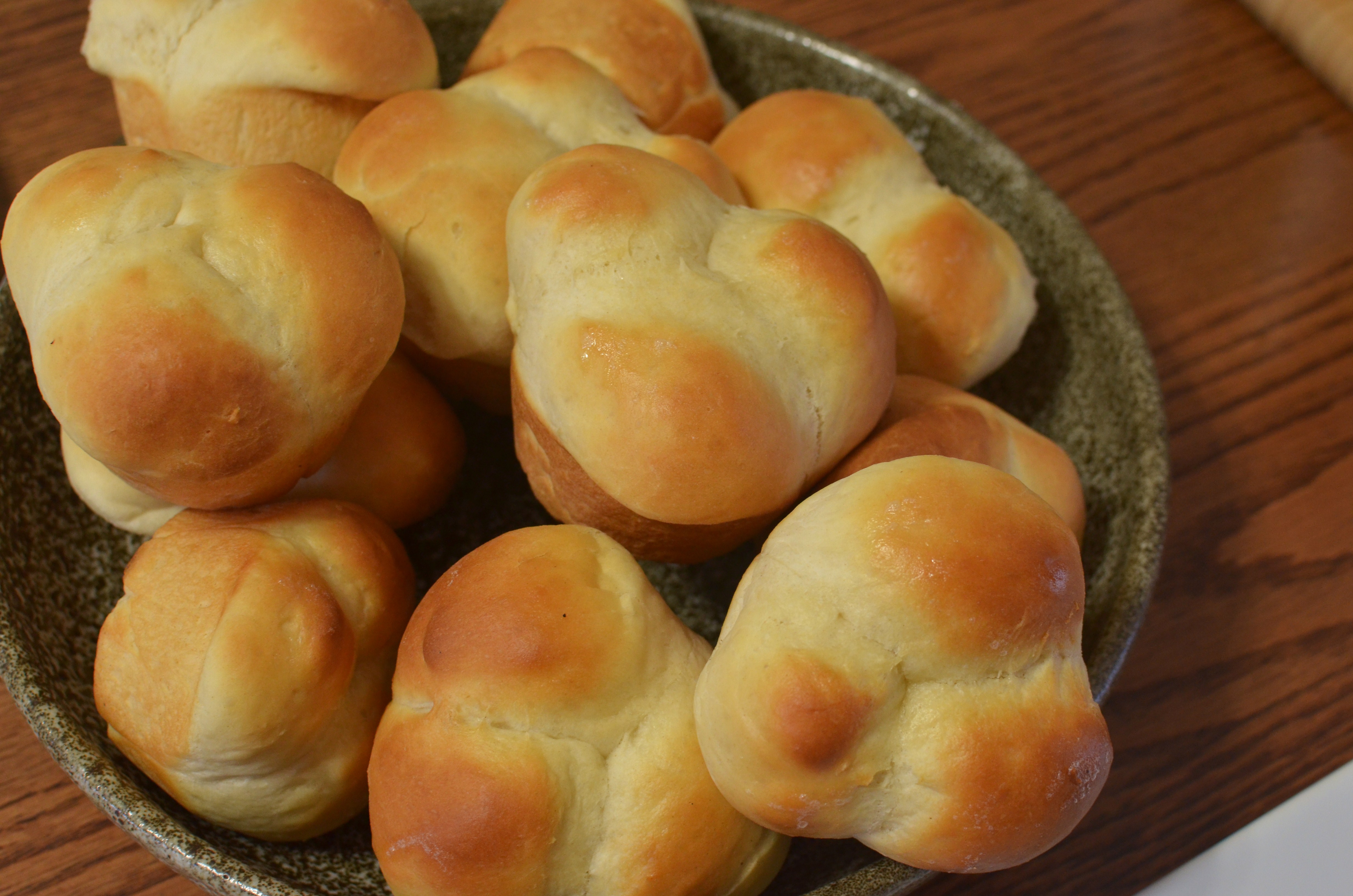 Dinner rolls